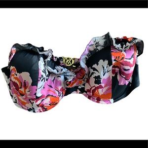 Victoria’s Secret bikini top